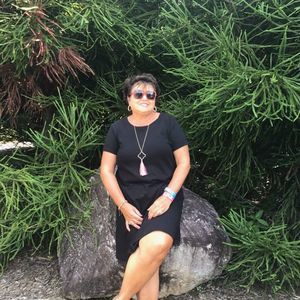 Meet your Posher, Linda